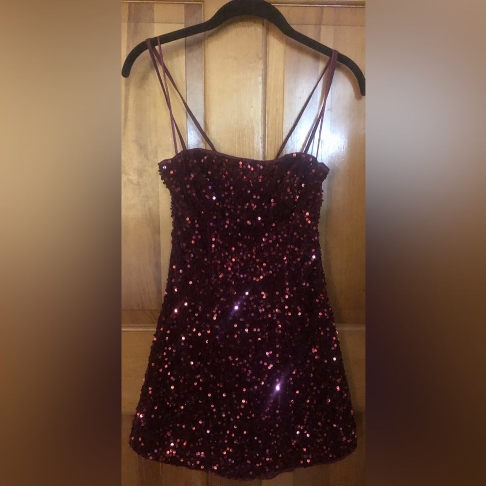 Mustard Seed Sequin Cami Mini Dress in Garnet Red, Size Small - NWT - Picture 4 of 10